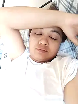 xTheLastVIRGINx online show from April 15, 12:11 am