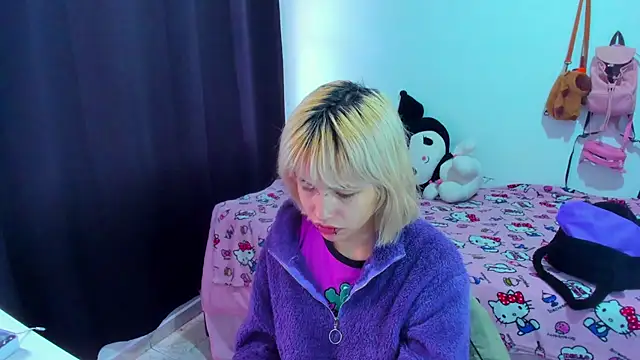 Akane-Mou online show from April 22, 8:28 pm