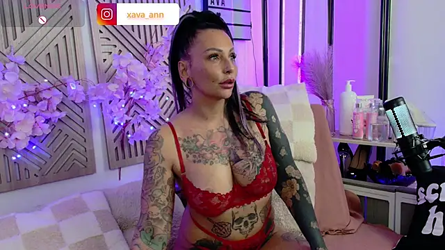 Ava Ann online show from March 22, 7:09 pm