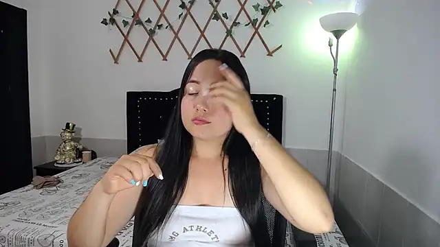 naughty girl 4u online show from March 1, 12:54 am