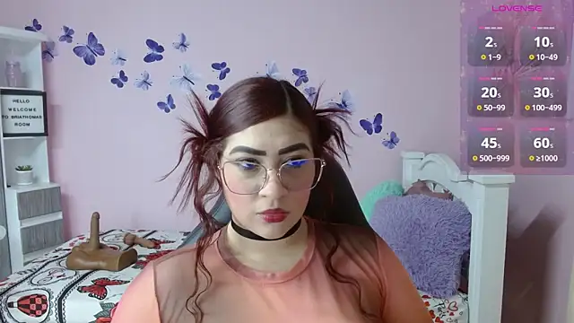 BRIATHOMAS online show from April 16, 12:55 am