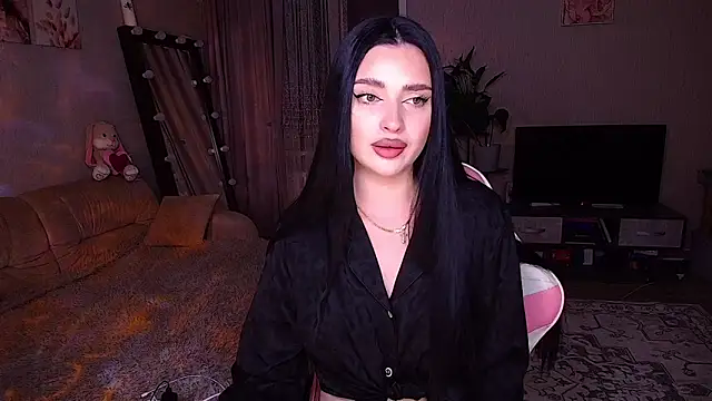   Malika   online show from February 10, 3:37 pm