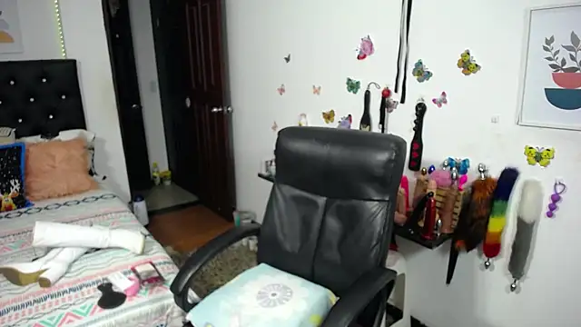 mature bigboobs10 online show from September 26, 3:15 am