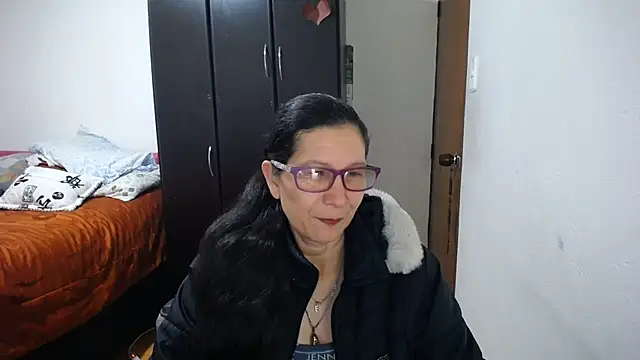 latin49 online show from July 14, 4:28 am