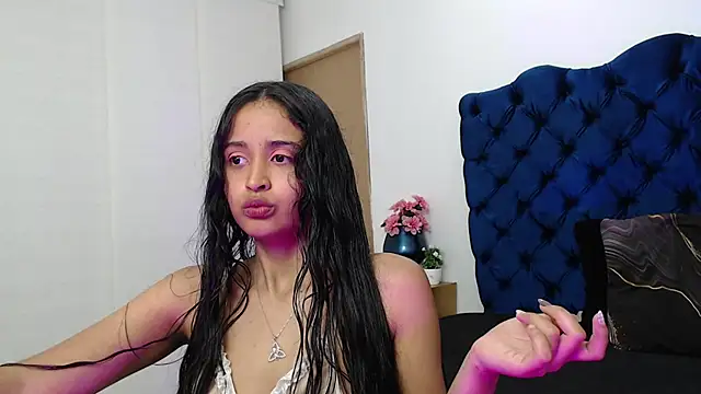 Lili666  online show from November 7, 3:12 am