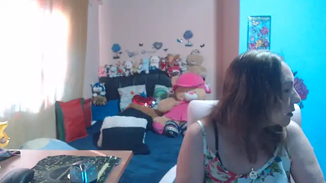 milfeddy  online show from October 9, 12:53 pm