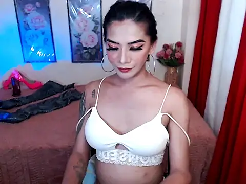 SofiaLibreTs online show from May 11, 8:49 am