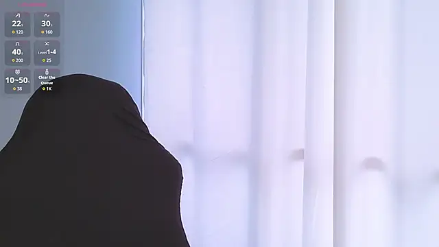 BrookeMiller online show from December 17, 7:29 pm