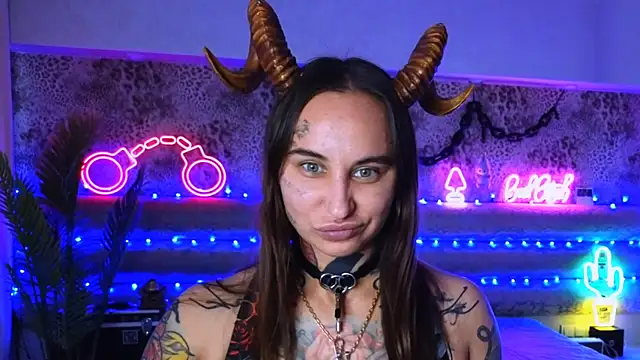 Cool Freak  online show from September 27, 10:22 am