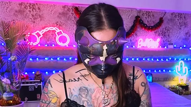 Cool Freak  online show from November 17, 11:00 am