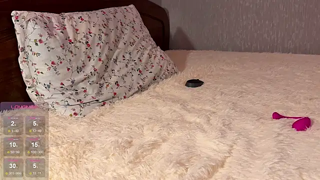 katyskinny online show from October 10, 2:33 pm