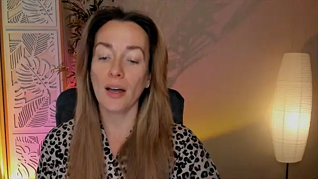 RebeccaMartinez online show from February 7, 6:50 am