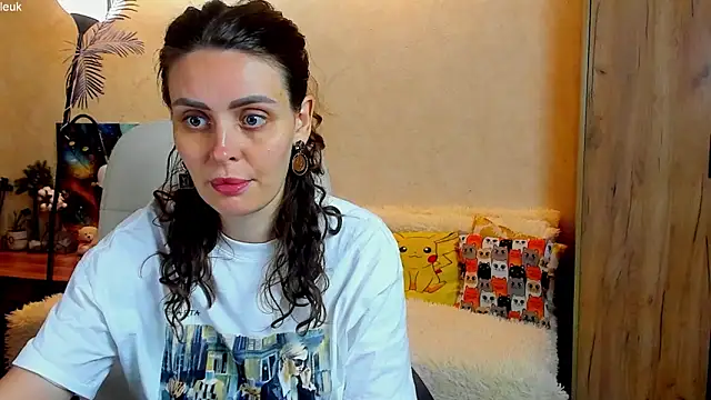 mia grantes online show from October 5, 8:14 pm