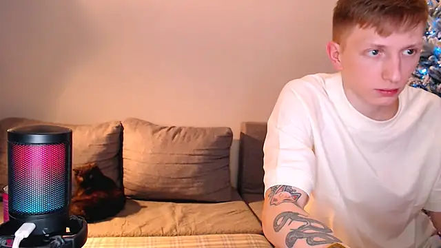 juliaanddima online show from January 9, 10:36 pm