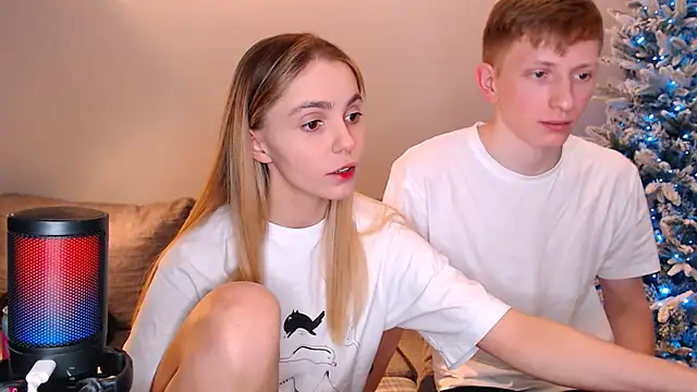 juliaanddima online show from January 16, 10:28 pm