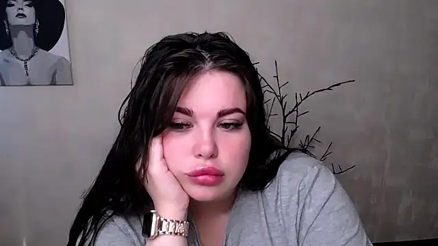 Emily Mo online show from September 15, 6:21 am