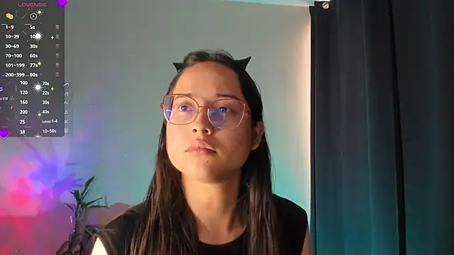 shantalc3rezo online show from October 7, 8:24 pm