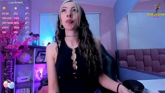 mia thompsonn  online show from November 27, 2:20 pm