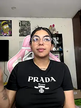 eva six online show from November 29, 12:47 am