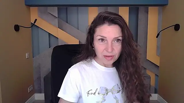 EllaLong online show from October 3, 11:37 am