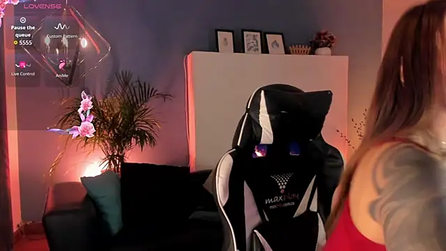 Megan inked online show from April 7, 2:57 am