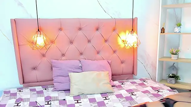 Belle Brunette online show from October 4, 10:14 pm