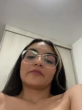 Cat2525 online show from March 8, 2:04 am