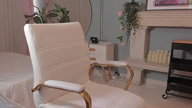 scarlet miller1 online show from November 24, 12:29 pm