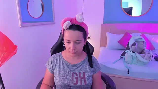 izaro22 online show from September 10, 2:22 am