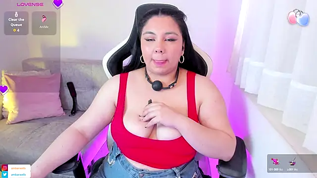 ambar-wells online show from November 6, 6:58 pm