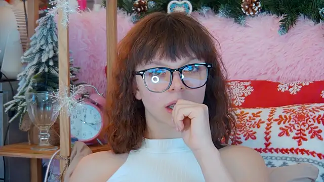 ElisabethDavis online show from December 14, 8:03 pm