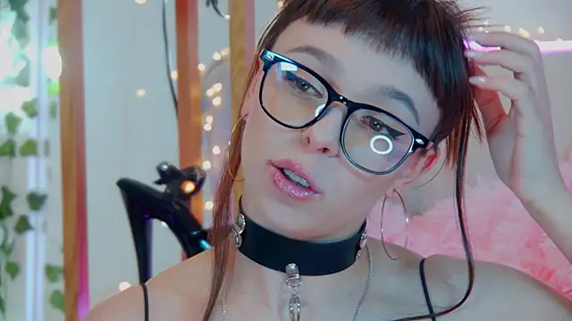 ElisabethDavis online show from September 22, 5:22 pm