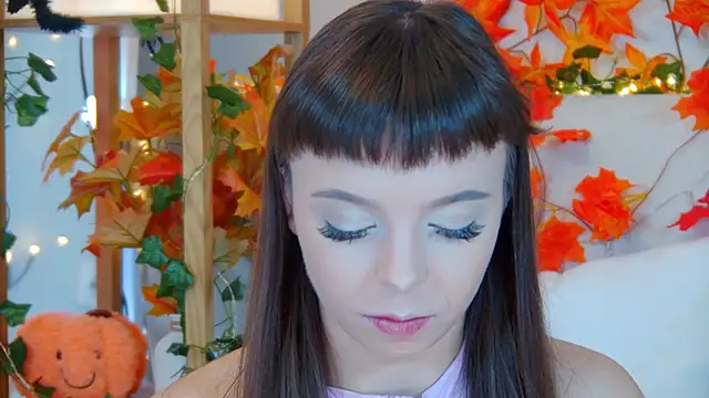 ElisabethDavis online show from October 8, 3:05 pm