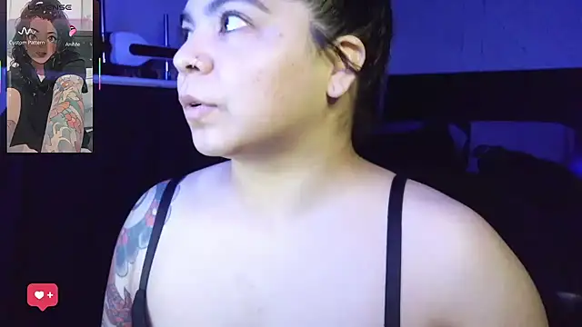 kimmiakiss22 online show from March 28, 2:11 am