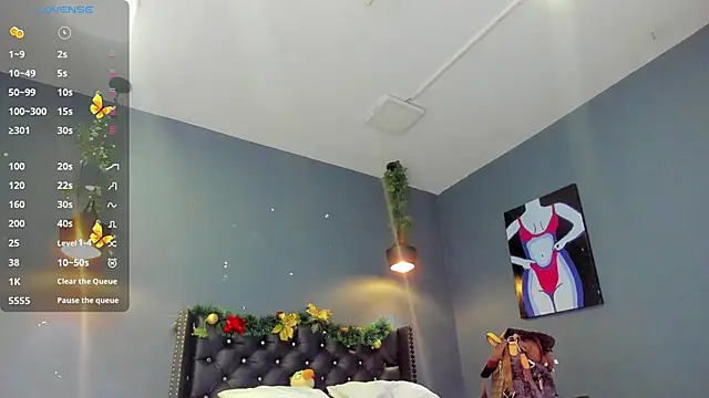 Sophiietaylor online show from January 16, 11:39 am