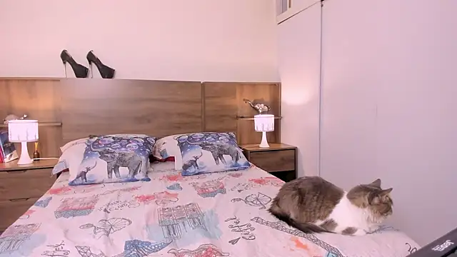 emily adams01 online show from October 3, 11:21 pm