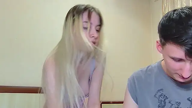 MiaAndWilliam online show from November 26, 4:41 pm