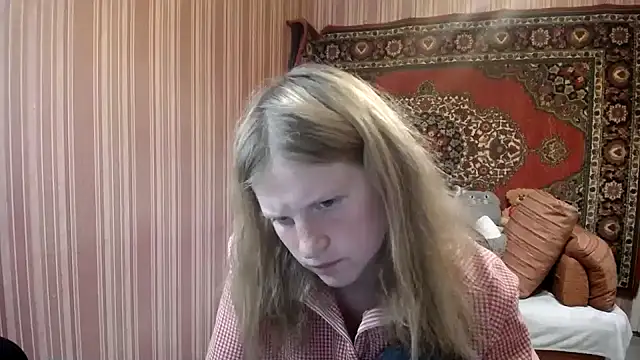 Kathlyn  Heath online show from September 16, 7:44 pm