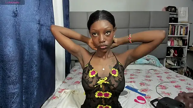 suhaila suus online show from November 14, 11:49 pm