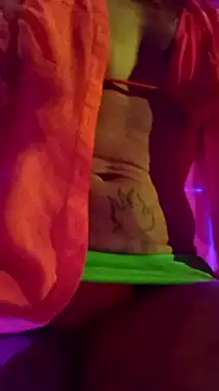 cammyquart online show from April 17, 1:51 am