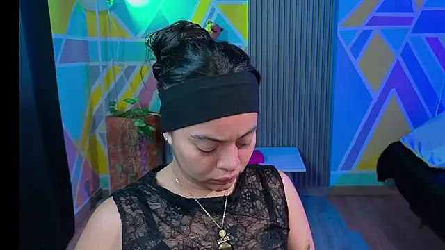 Cuttiealice online show from September 30, 12:33 pm