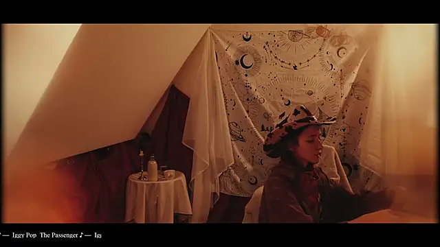 WebCora online show from October 29, 6:43 pm