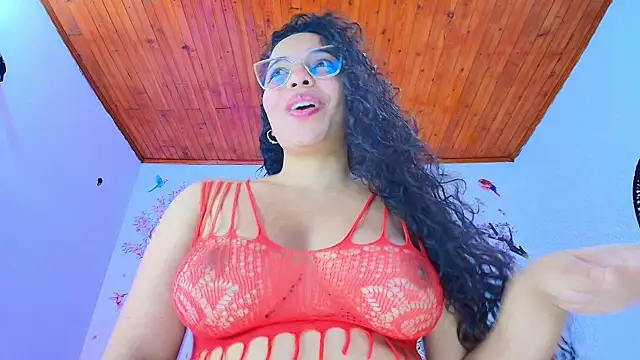 Sofiia Diiaz online show from September 12, 9:33 pm