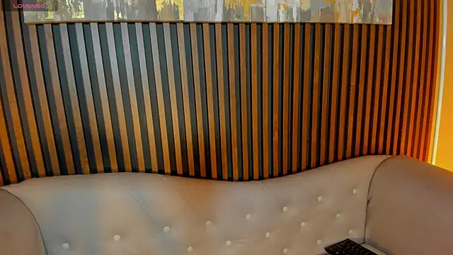 LauraAristizabal online show from March 19, 12:42 pm