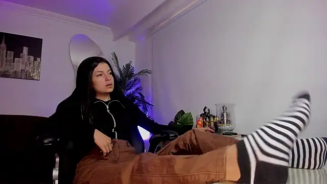 Meghan320 online show from January 8, 11:36 am