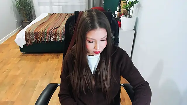 Eva Chris online show from January 17, 5:42 pm