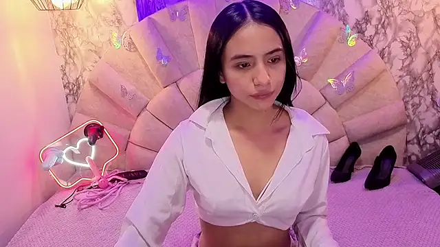  emma miller  online show from April 16, 11:21 am