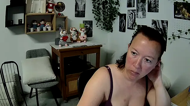 AnyaKreyxh online show from April 2, 12:13 pm