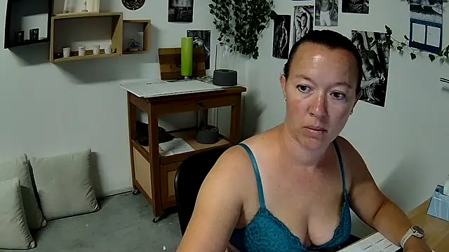 AnyaKreyxh online show from September 18, 11:20 am