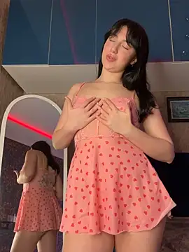 Tasty Nora online show from April 3, 11:52 am